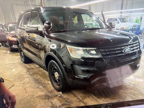 Used 2018 Ford Explorer 4WD Police Interceptor image 12