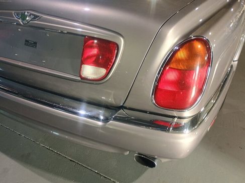 Used 1999 Bentley Arnage Green Label image 23