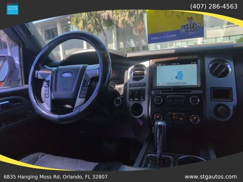 Used 2017 Ford Expedition EL Platinum RWD image 18