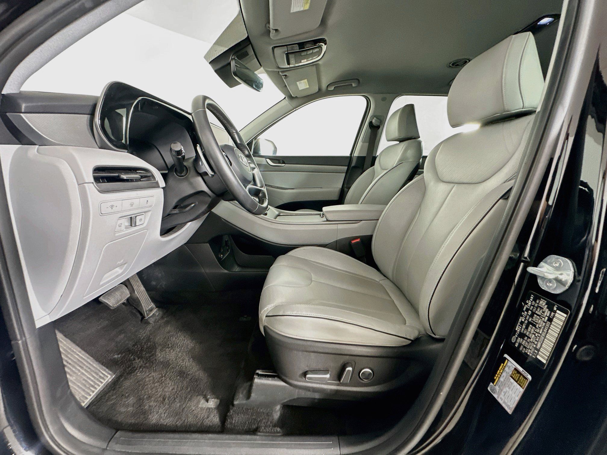 Used 2025 Hyundai Palisade SEL AWD/4WD image 13