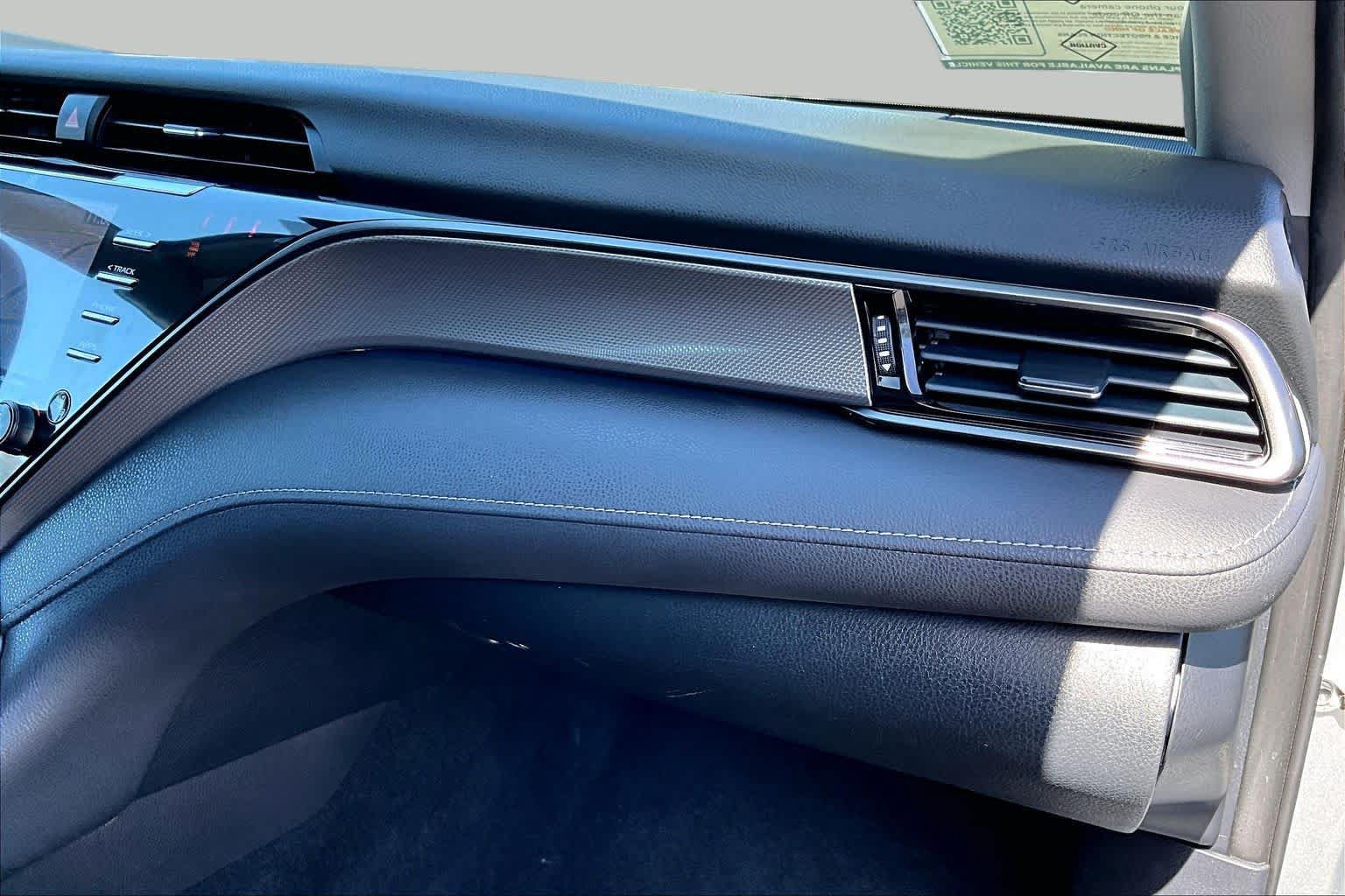Used 2019 Toyota Camry XSE w/ Driver Assist Package FWD image 17