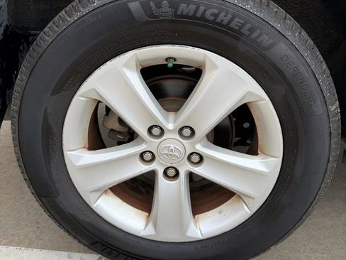 Used 2014 Toyota RAV4 XLE FWD image 29