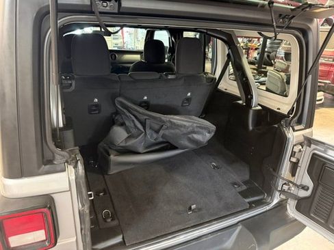 Used 2020 Jeep Wrangler Unlimited Sport AWD/4WD image 26
