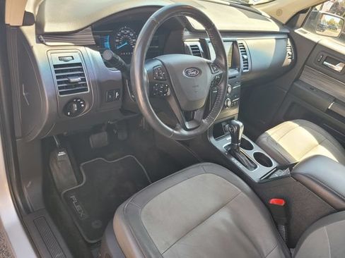 Used 2018 Ford Flex SEL w/ Equipment Group 202A FWD image 9