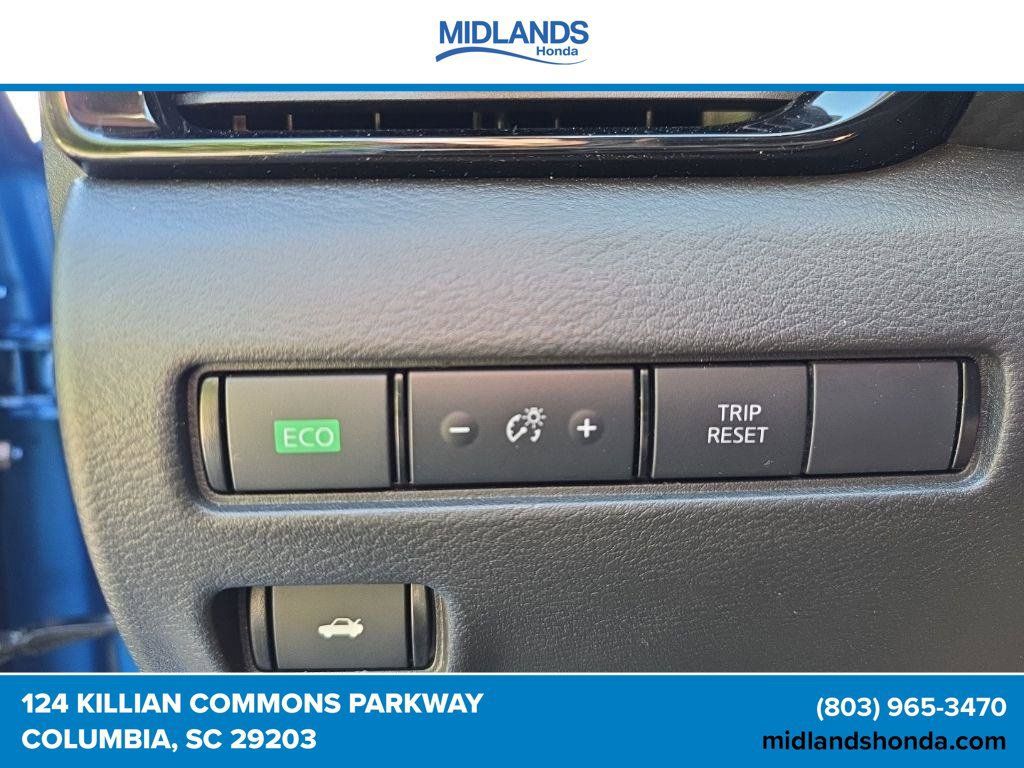 Used 2025 Nissan Sentra SV FWD image 14