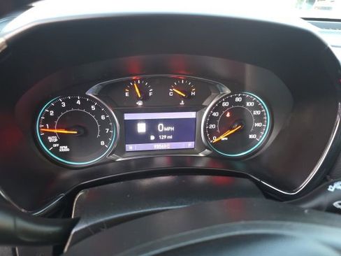 Used 2022 Chevrolet Equinox RS w/ RS Leather Package AWD/4WD image 25