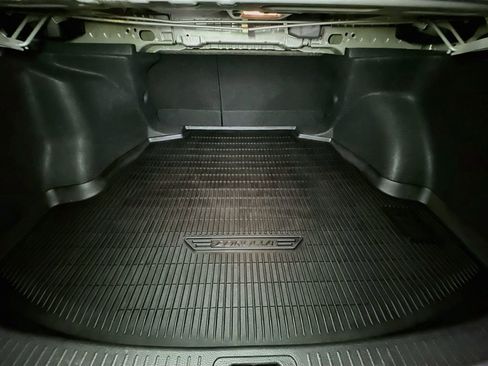 Certified 2025 Toyota Corolla SE FWD image 33