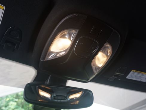 Used 2023 Jeep Compass Sport image 30