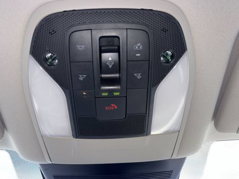 Used 2021 INFINITI QX50 Luxe FWD image 15