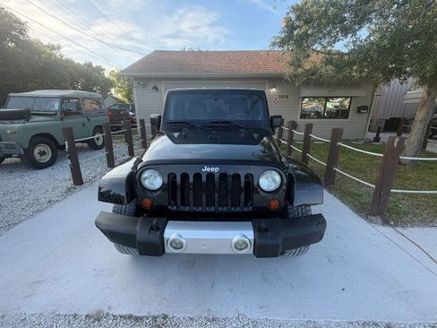 Used 2008 Jeep Wrangler Unlimited Sahara w/ Trailer Tow Group image 8