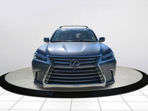 Used 2019 Lexus LX 570 4WD w/ Luxury Package image 8