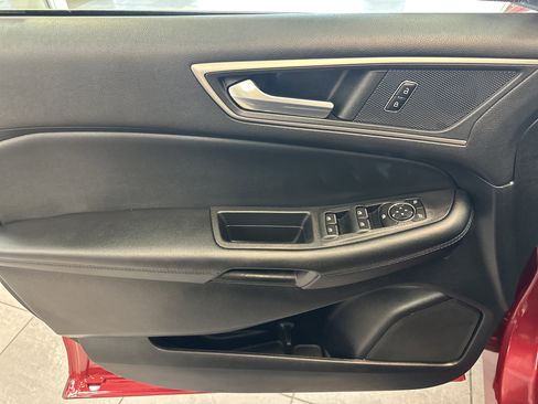 Used 2023 Ford Edge SEL w/ Convenience Package image 21