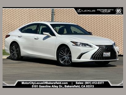 Used 2024 Lexus ES 300h w/ Premium Package