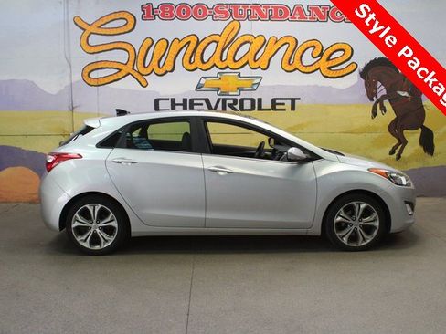Used 2013 Hyundai Elantra GT w/ Style Pkg image 1