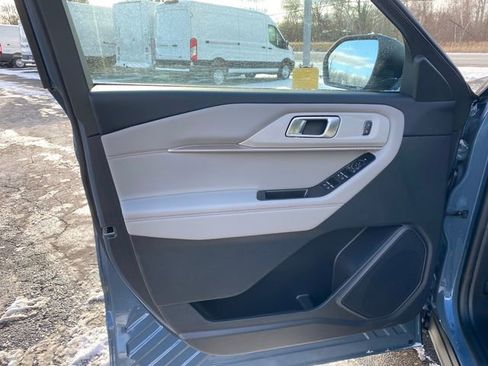 New 2026 Ford Explorer Active w/ Active Comfort Package image 13