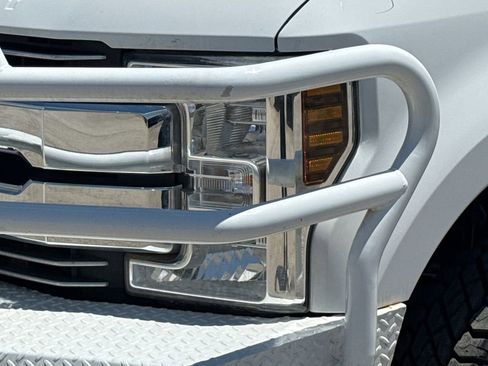 Used 2019 Ford F350 Lariat w/ Lariat Ultimate Package AWD/4WD image 4