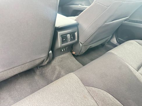 Used 2025 Toyota Camry LE image 24