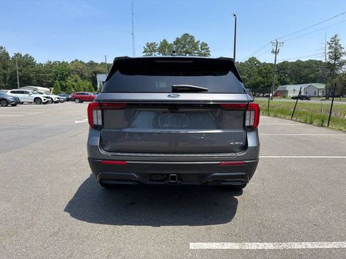 Used 2025 Ford Explorer ST-Line AWD/4WD image 6