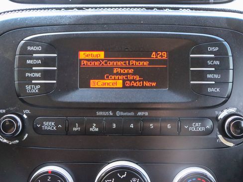 Used 2016 Kia Soul FWD image 31
