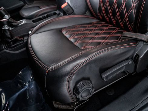 Used 2018 Dodge Durango image 35