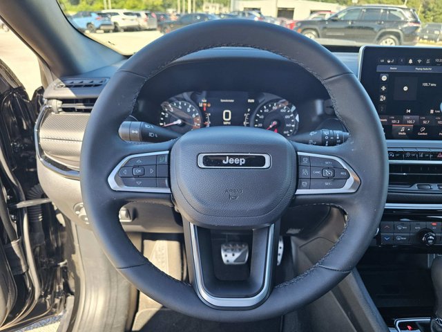 Used 2026 Jeep Compass Latitude w/ Quick Order Package 29K AWD/4WD image 19