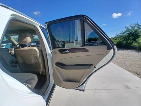 Used 2015 Mercedes-Benz ML 350 2WD image 16