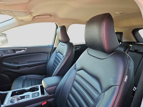 Used 2024 Ford Edge SEL image 16