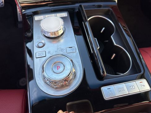 Used 2025 Genesis G80 2.5T Sport Prestige image 28