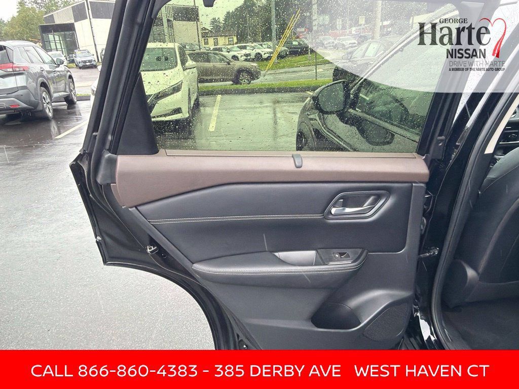 Certified 2023 Nissan Rogue SV w/ SV Premium B Package AWD/4WD image 22