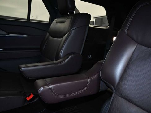 Used 2025 Ford Explorer Platinum RWD image 20