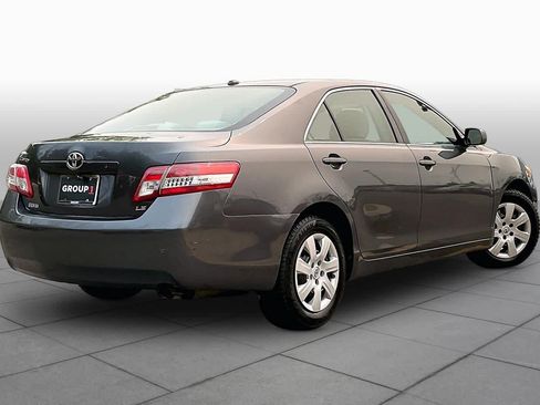 Used 2010 Toyota Camry FWD image 12