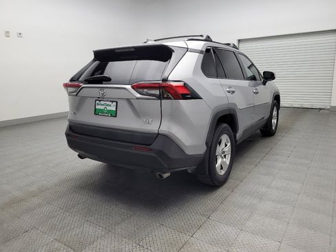 Used 2019 Toyota RAV4 XLE image 9