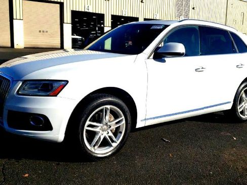 Used 2015 Audi Q5 2.0T Premium Plus w/ Premium Plus Package image 2