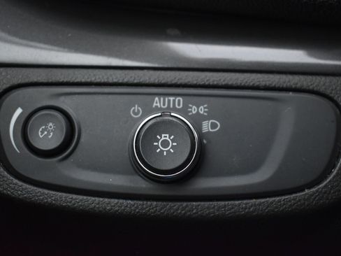 Used 2019 Buick Encore Preferred w/ Safety Package image 19