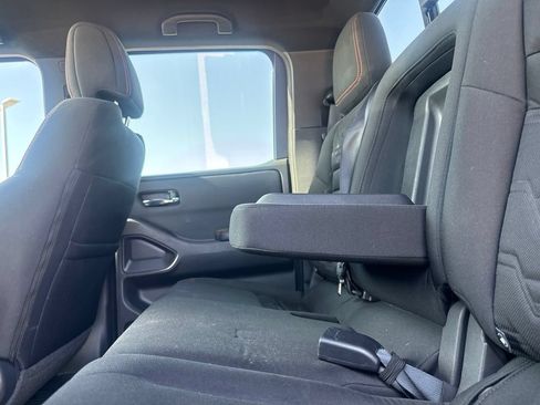 Certified 2025 Nissan Frontier PRO-4X w/ Pro Convenience Package AWD/4WD image 33