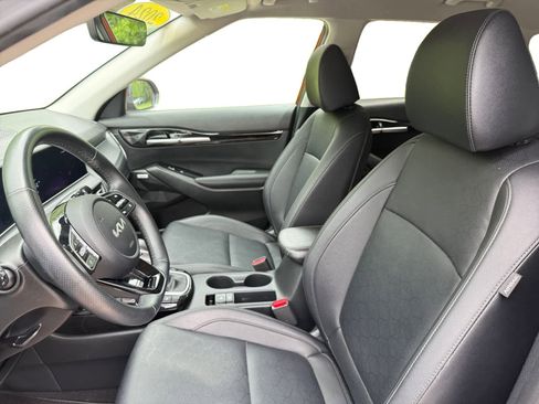 Used 2024 Kia Seltos SX AWD/4WD image 11