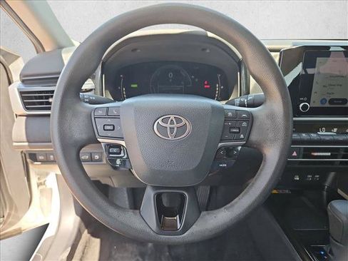 Used 2025 Toyota Camry LE FWD image 13