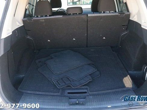 Used 2021 Nissan Rogue SV image 15