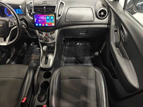 Used 2015 Chevrolet Trax LT w/ LT Plus Package AWD/4WD image 19