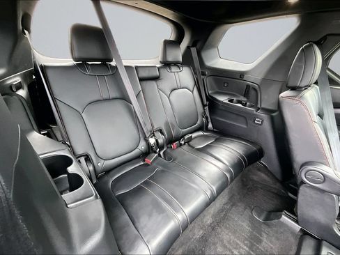 Used 2024 Honda Pilot TrailSport image 27