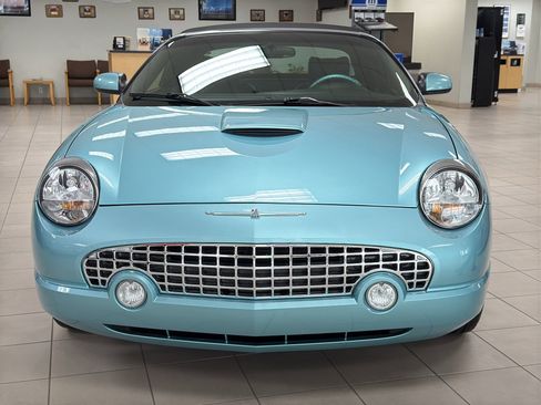 Used 2002 Ford Thunderbird RWD image 7