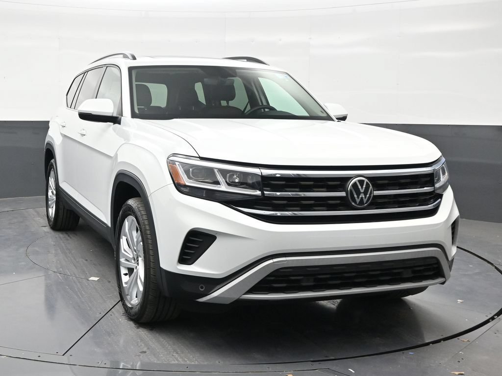 Used 2023 Volkswagen Atlas SE w/ Panoramic Sunroof Package FWD image 7