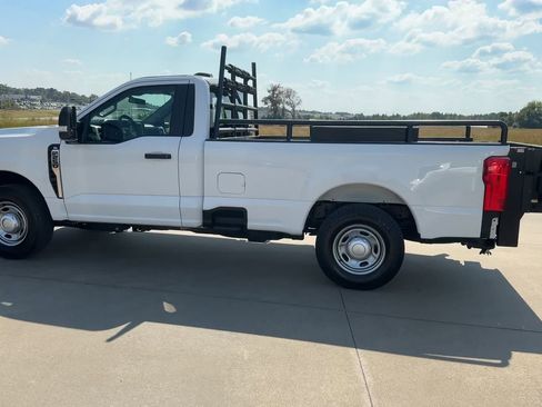 Used 2024 Ford F250 XL image 6