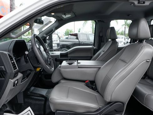 Used 2022 Ford F350 XL w/ Power Equipment Group image 17