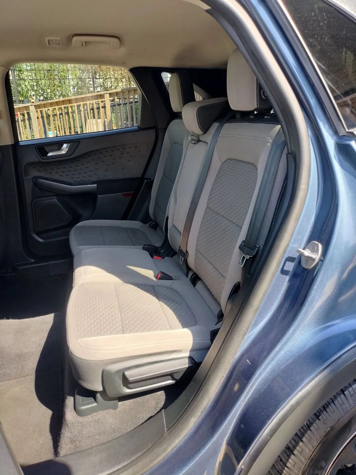 Used 2020 Ford Escape SE FWD image 28