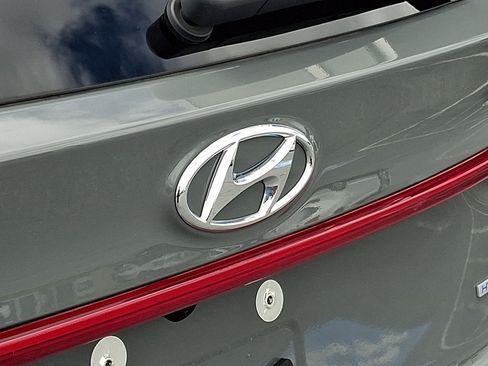 Used 2023 Hyundai Santa Fe Limited AWD/4WD image 31