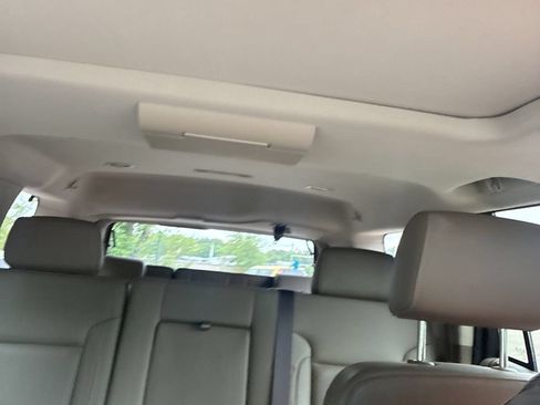 Used 2017 Chevrolet Tahoe Premier AWD/4WD image 15