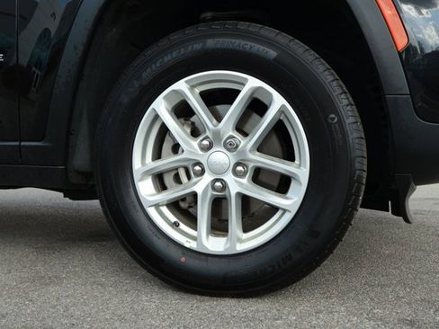 New 2025 Jeep Grand Cherokee Laredo X RWD image 5