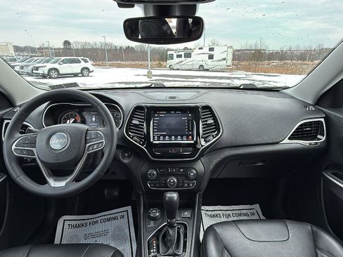 Used 2022 Jeep Cherokee Limited image 24