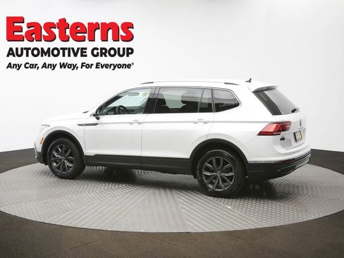 Used 2023 Volkswagen Tiguan SE image 60